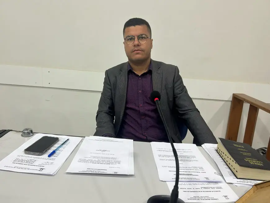 Câmara de Nanuque: Vereador Bruno Salomão, apresenta demandas urgentes para uma cidade mais organizada e funcional.