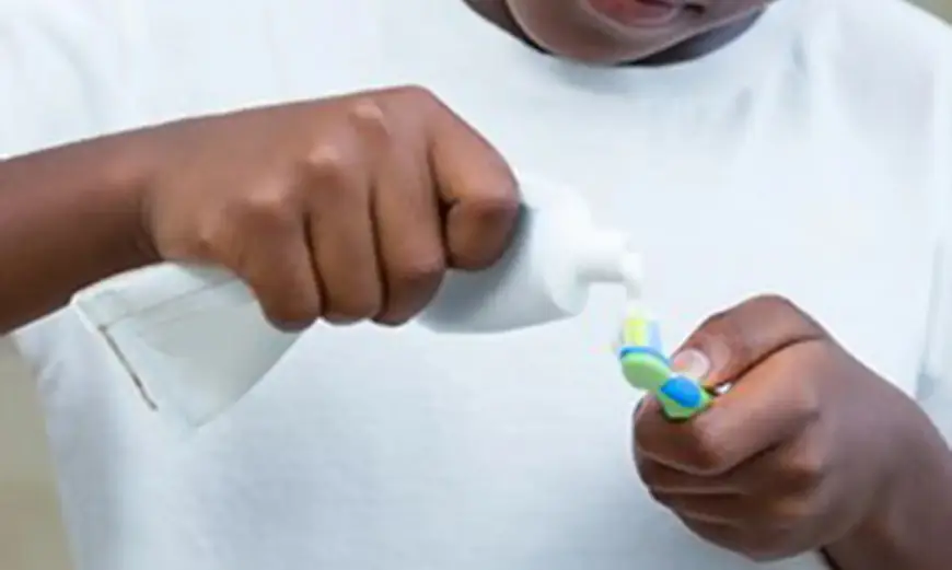 Boca em Chamas? Anvisa Suspende Creme Dental da Colgate!