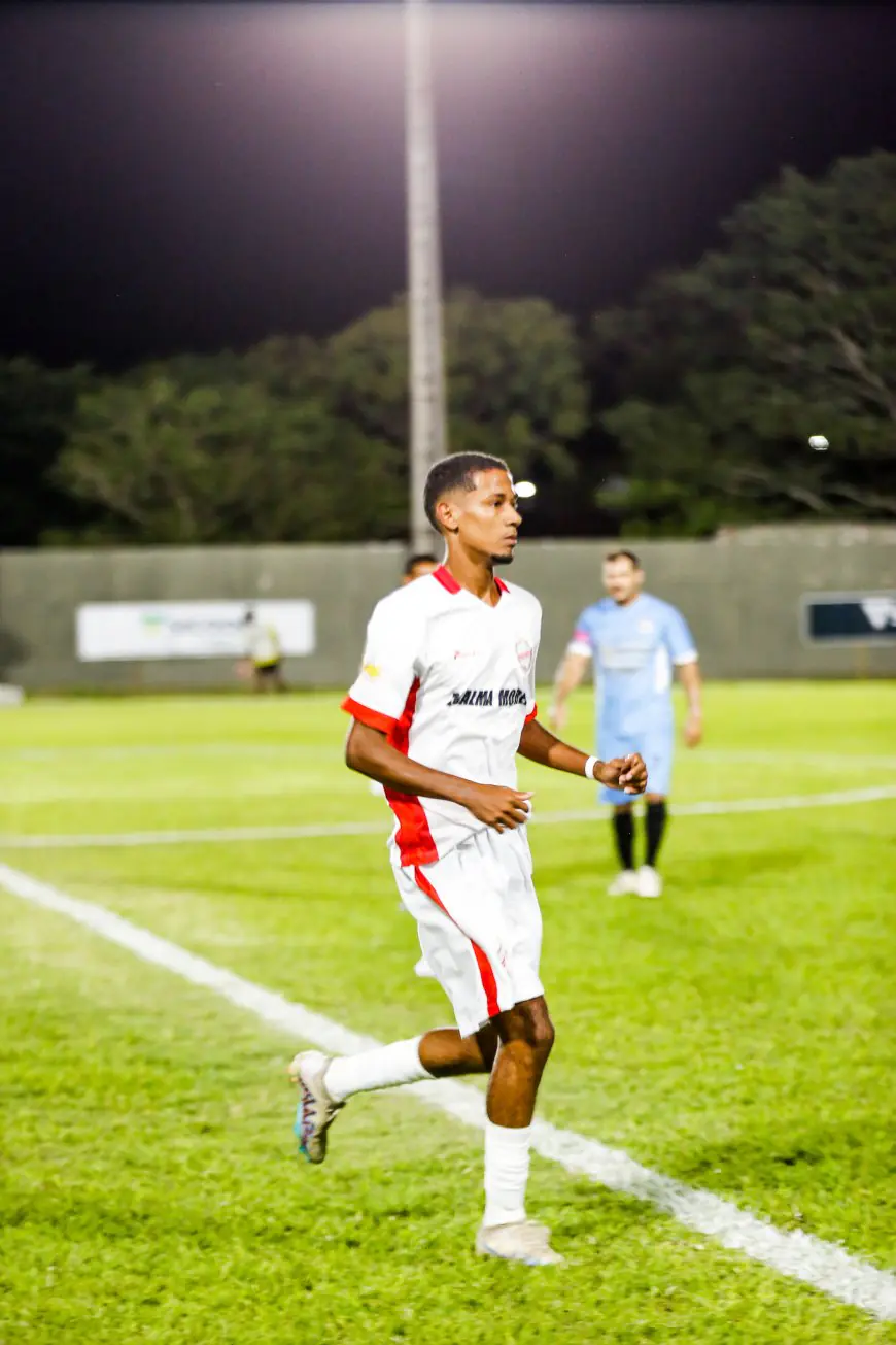Interbairros Sicoob Credinorte 2025 tem abertura com grande público e estreia de refletores; Vila Nova e Vila Esperança fazem jogo emocionante