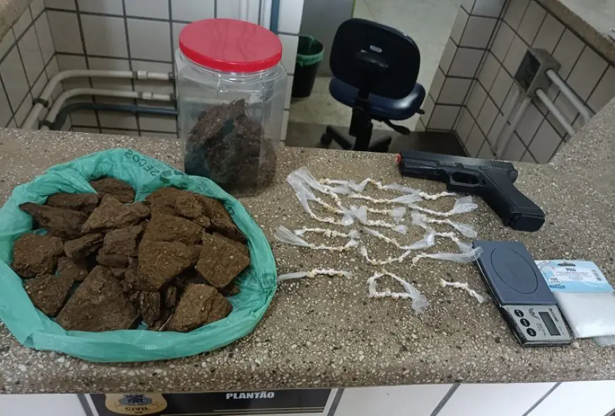 Fim de semana de operações: Polícia Militar apreende drogas e prende suspeito em Teixeira de Freitas